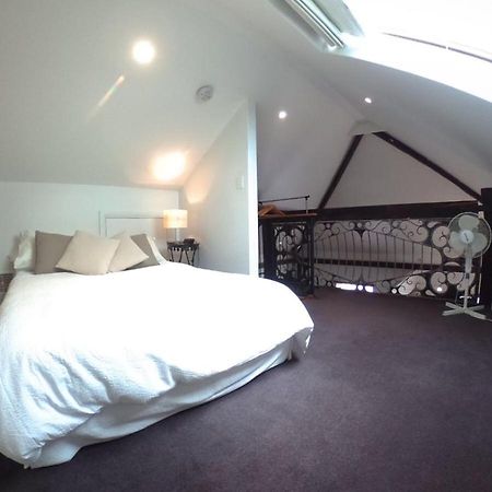 Raffless Apartment Portland Room photo